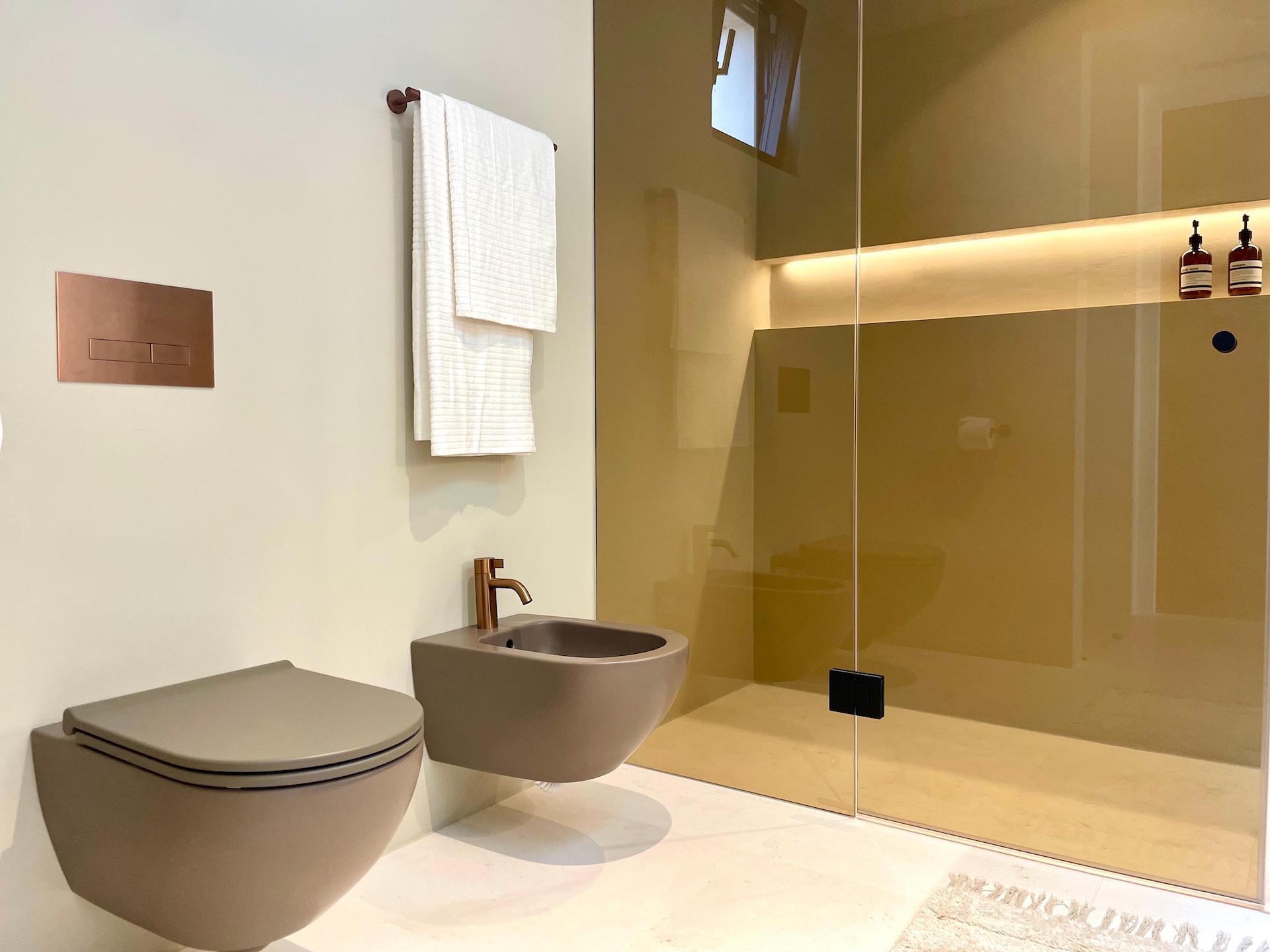 Resa Estates Ibiza te koop for sale finca modern bathroom toilets.jpeg
